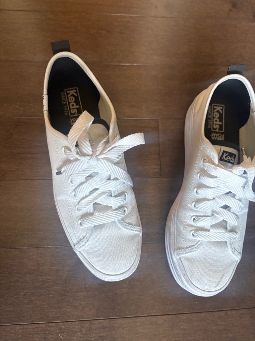 Keds White Low-Top Canvas Sneakers - Low platform size 6
